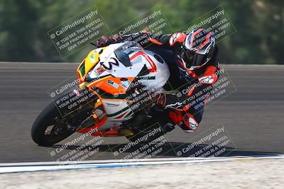 media/Sep-20-2025-TrackDaz (Sat) [[27f0cde673]]/A Group/11am (Turn 2)/